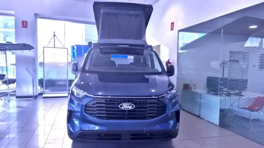 Renting De Furgonetas Ford TransitCustom Kombi 2.0 EcoBlue 320 L1 Trend CAMPERIZADA Magnetic