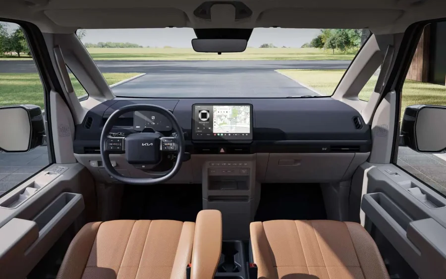 Renting De Furgonetas Kia PV5Passenger L2H1 LR Plus Clear White, Steel Gray, Aurora Black, Lakehouse Grey, Runaway Red